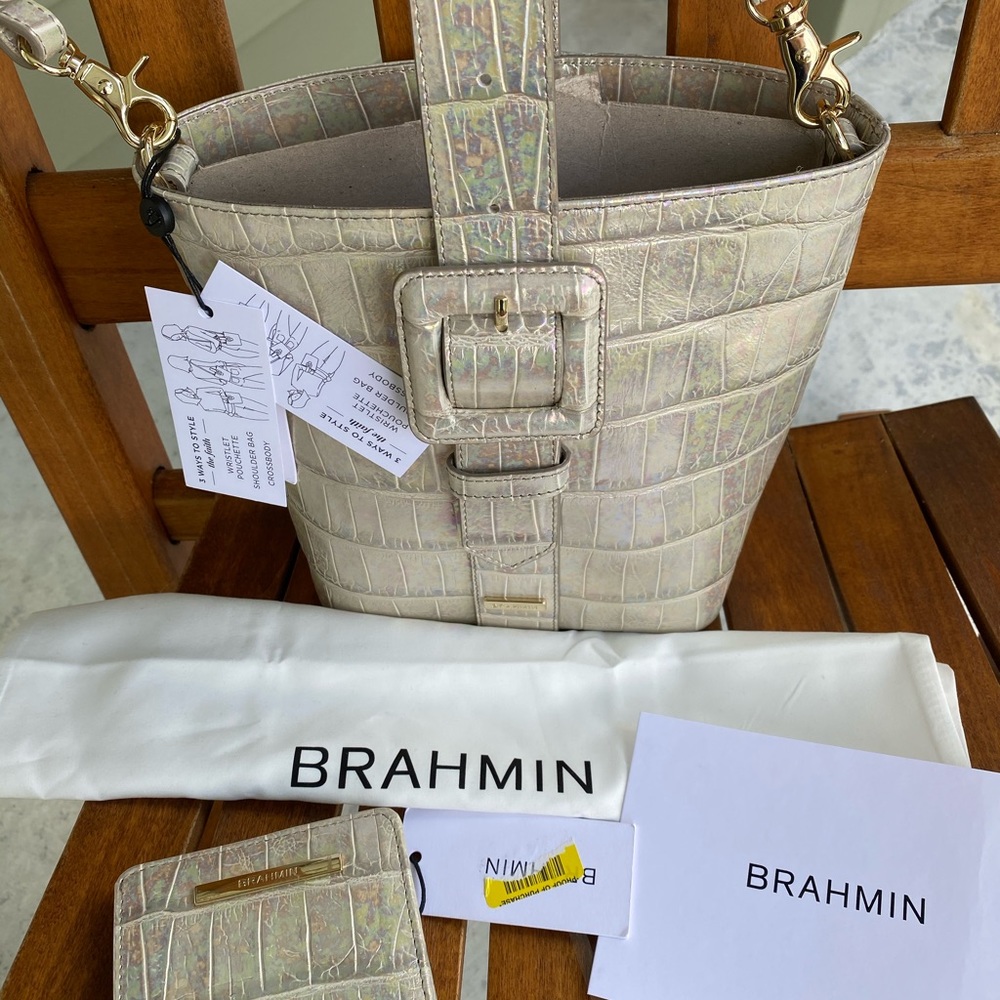 NWT Faith Ivory Calypso with matching Jane wallet